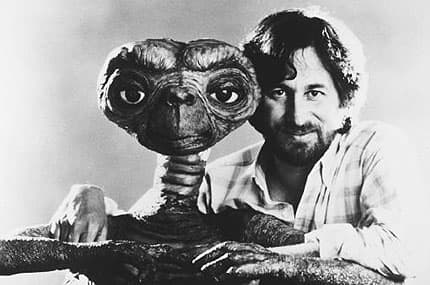 Steven Spielberg cu E. T.